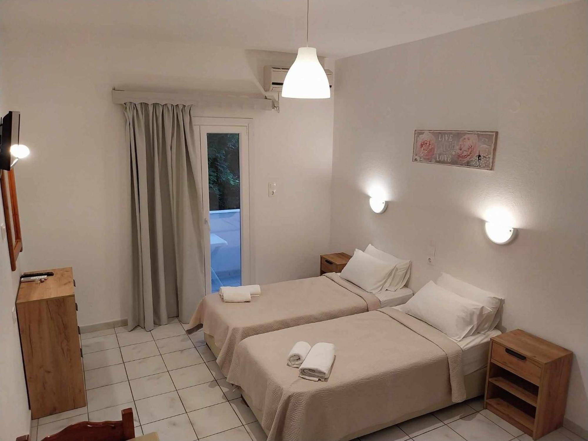 Gorgona Apartments & Studios Ypsos Exteriér fotografie